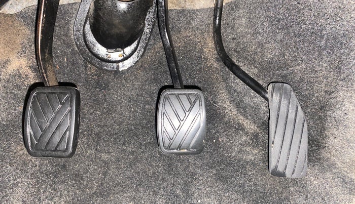 2013 Maruti Wagon R 1.0 LXI CNG, CNG, Manual, 85,769 km, Pedals