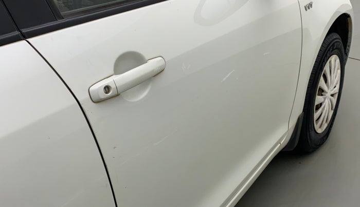 2015 Maruti Swift Dzire VXI, Petrol, Manual, 62,035 km, Driver-side door - Slightly dented