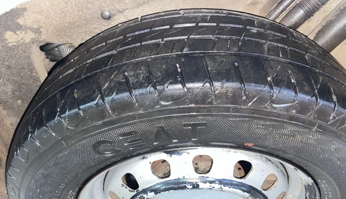 2018 Mahindra MARAZZO M2 7STR, Diesel, Manual, 1,04,829 km, Left Rear Tyre Tread