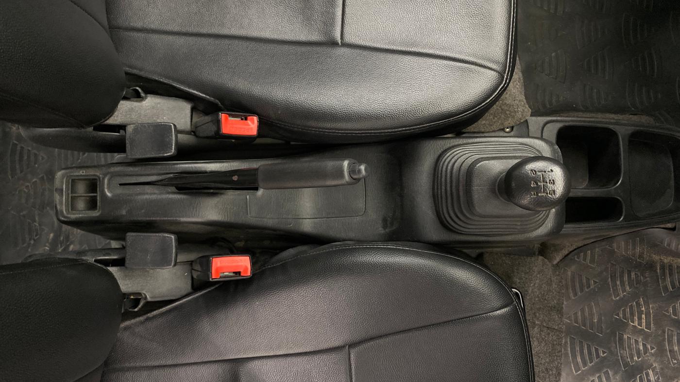 2019 Maruti Eeco 5 STR WITH A/C+HTR, Petrol, Manual, 33,735 km, Gear Lever