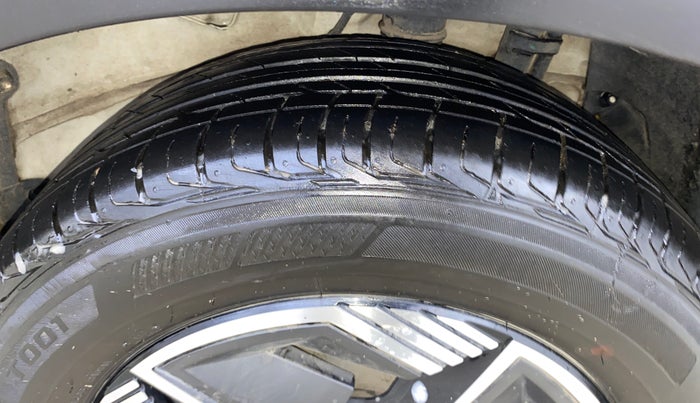 2024 Tata NEXON CREATIVE+ SUNROOF AMT 1.2 PETROL, CNG, Automatic, 36,991 km, Left Rear Tyre Tread