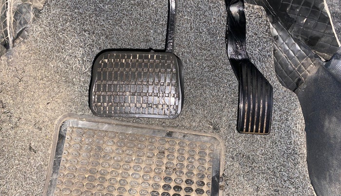 2024 Tata NEXON CREATIVE+ SUNROOF AMT 1.2 PETROL, CNG, Automatic, 36,991 km, Pedals