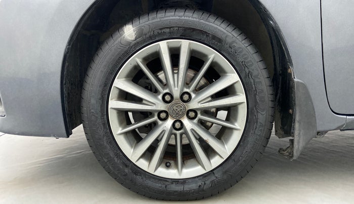 2014 Toyota Corolla Altis VL AT, Petrol, Automatic, 58,570 km, Left Front Wheel