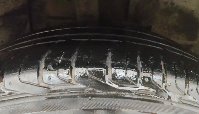 2020 Tata NEXON XZ PLUS DIESEL, Diesel, Manual, 48,030 km, Right Front Tyre Tread