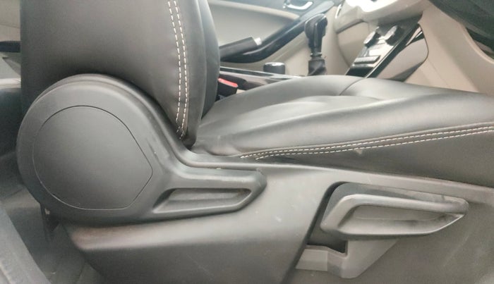 2020 Tata NEXON XZ PLUS DIESEL, Diesel, Manual, 48,030 km, Driver Side Adjustment Panel