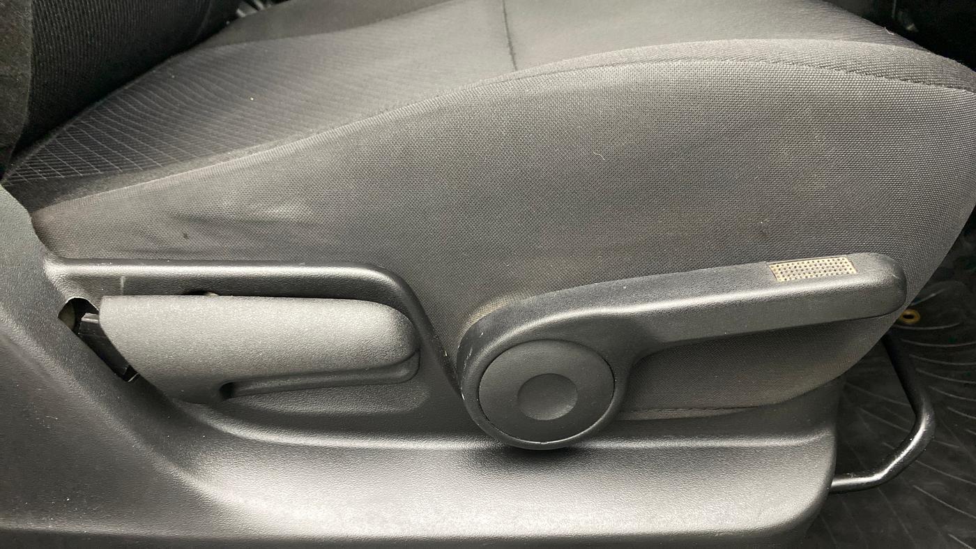 2017 Maruti Swift ZDI, Diesel, Manual, 63,615 km, Driver Side Adjustment Panel