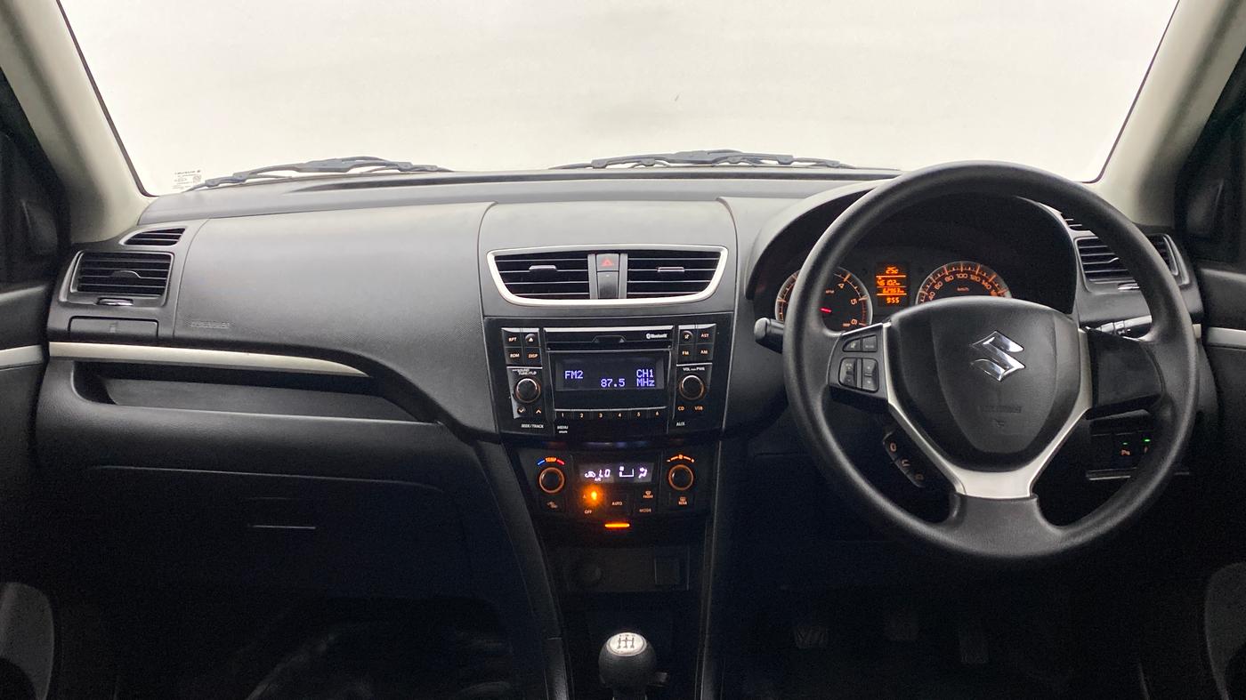 2017 Maruti Swift ZDI, Diesel, Manual, 63,615 km, Dashboard