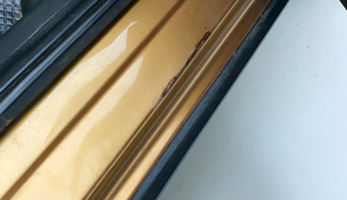 2019 Honda WR-V 1.5L I-DTEC VX MT, Diesel, Manual, 84,026 km, Right running board - Minor scratches