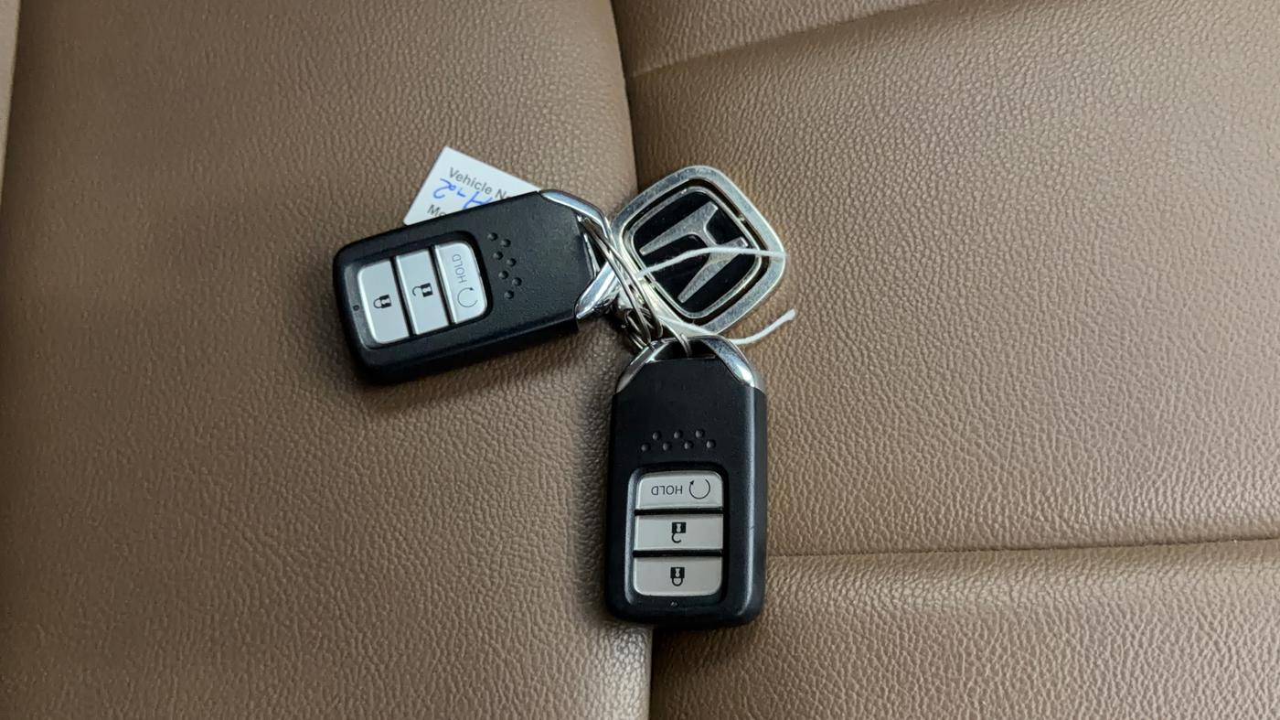 2024 Honda ELEVATE ZX CVT, Petrol, Automatic, 56,302 km, Key Close Up