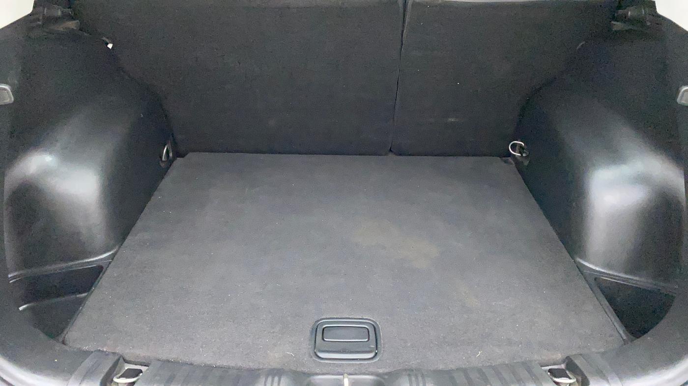 2018 Jeep Compass SPORT 2.0 DIESEL, Diesel, Manual, 47,121 km, Boot Inside