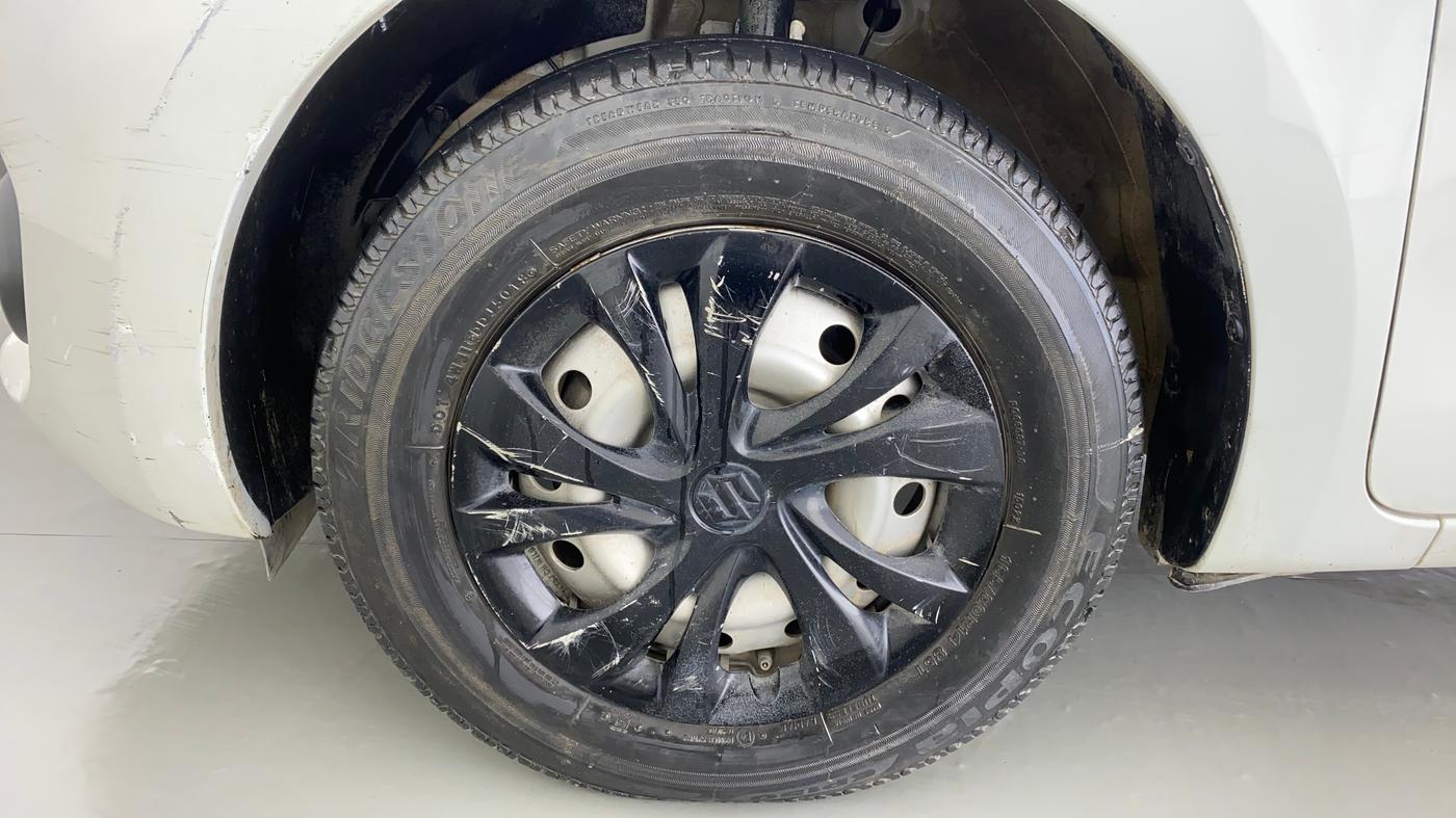 2019 Maruti Swift LXI D, Petrol, Manual, 36,536 km, Left Front Wheel