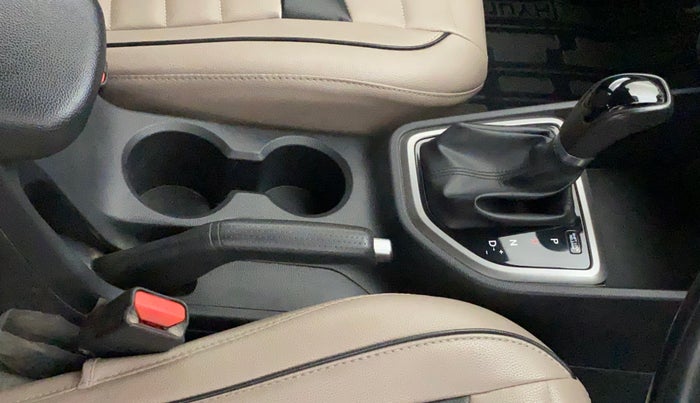 2017 Hyundai Creta SX PLUS AT 1.6 PETROL, Petrol, Automatic, 26,882 km, Gear Lever