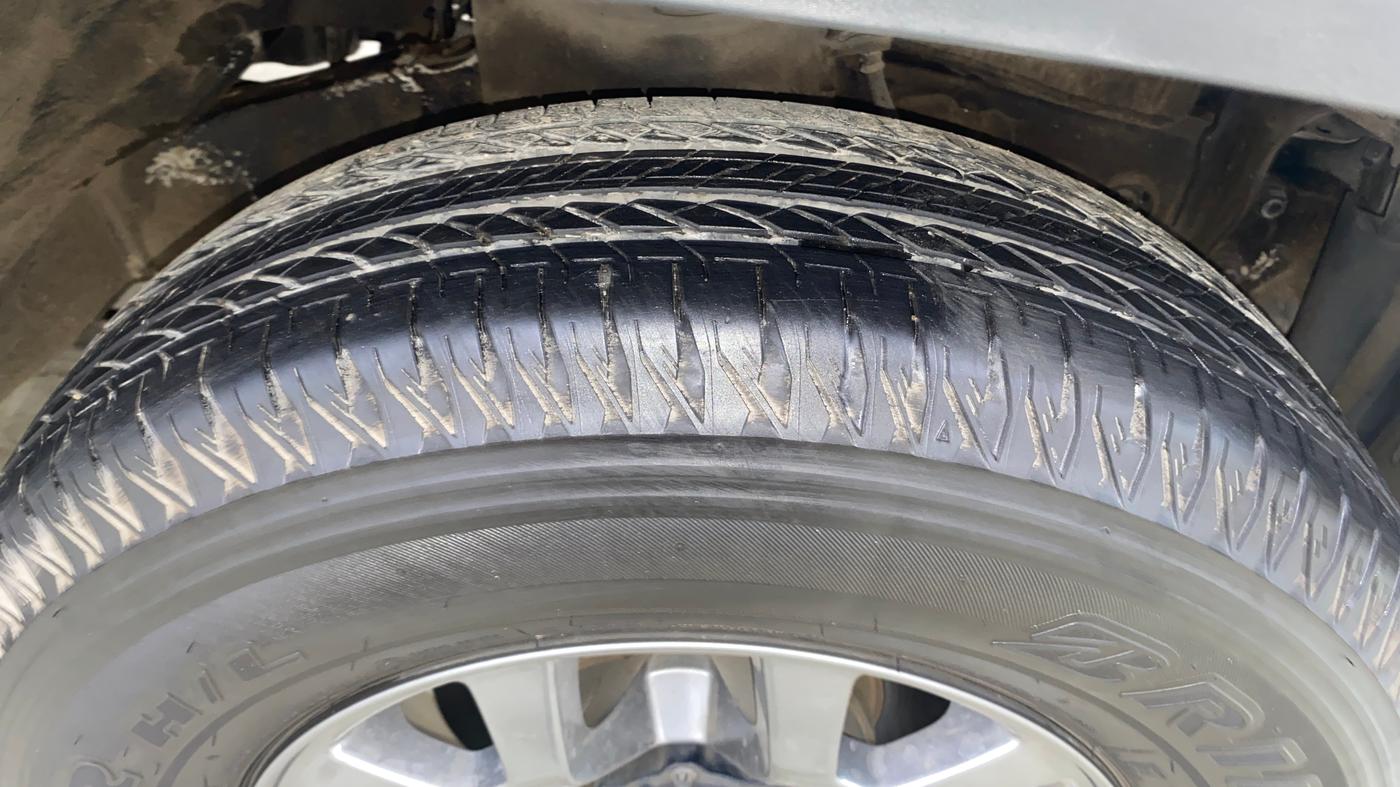 2025 Maruti JIMNY ALPHA ALL GRIP PRO AT, Petrol, Automatic, 6,249 km, Right Front Tyre Tread