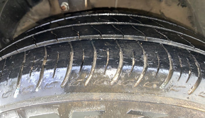 2020 Maruti Baleno SIGMA PETROL 1.2, Petrol, Manual, 43,630 km, Left Front Tyre Tread