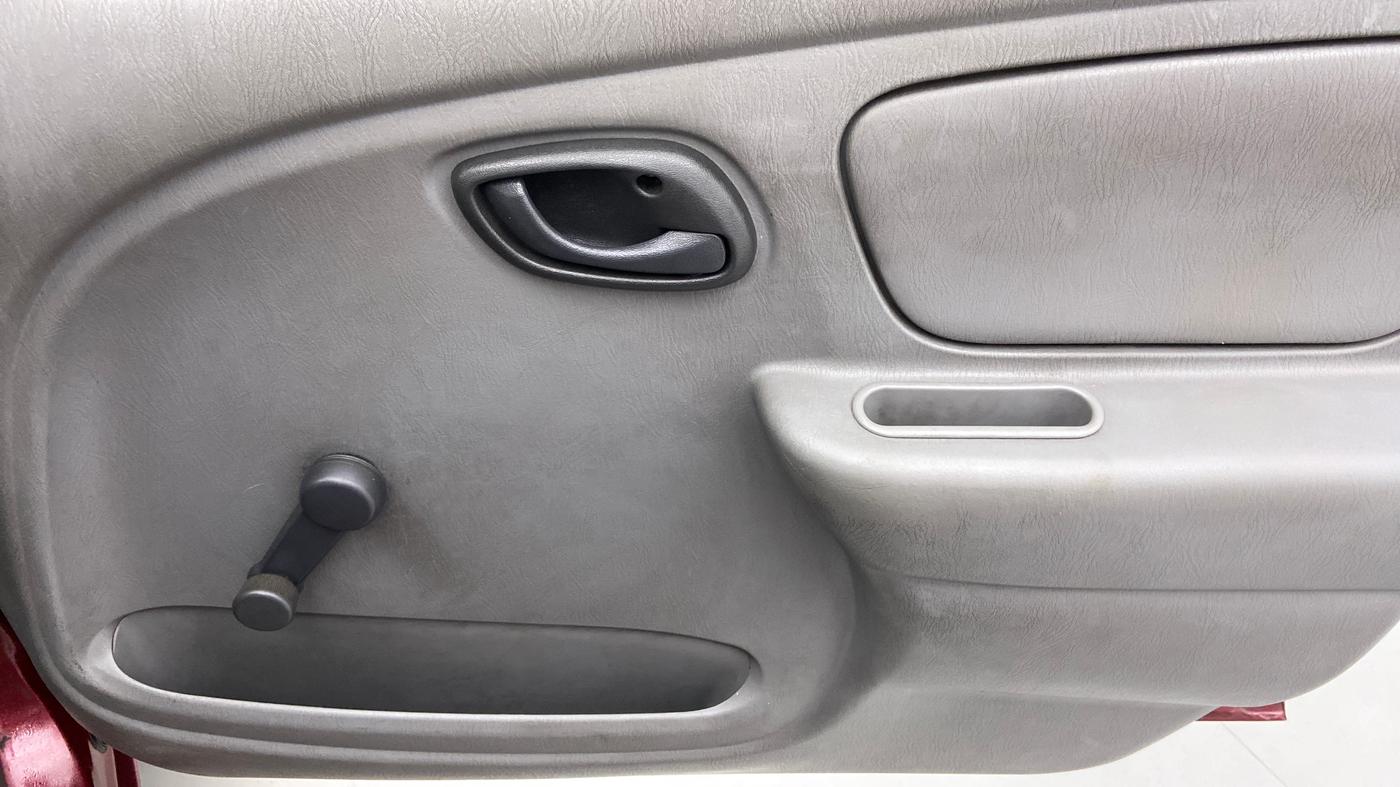 2013 Maruti Alto K10 LXI P, Petrol, Manual, 38,725 km, Driver Side Door Panels Control