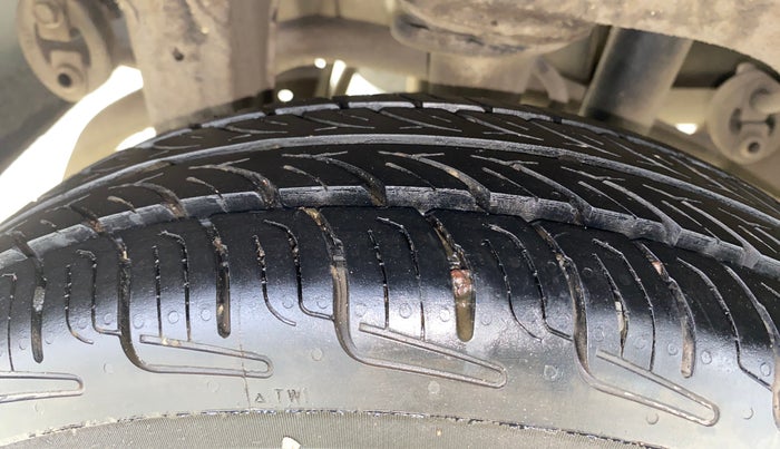 2014 Maruti Alto 800 LXI, Petrol, Manual, 34,368 km, Right Rear Tyre Tread