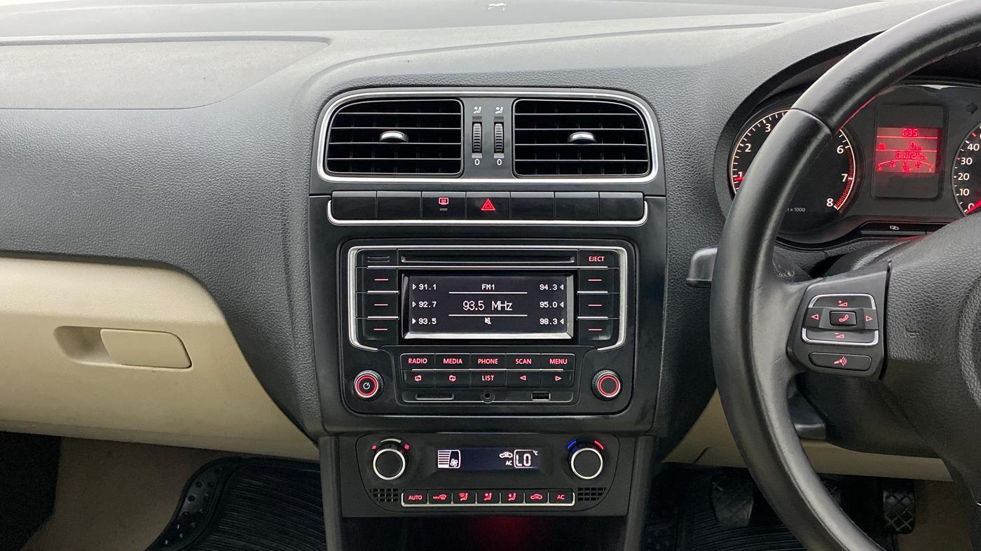 2014 Volkswagen Polo HIGHLINE1.2L PETROL, Petrol, Manual, 61,424 km, Air Conditioner