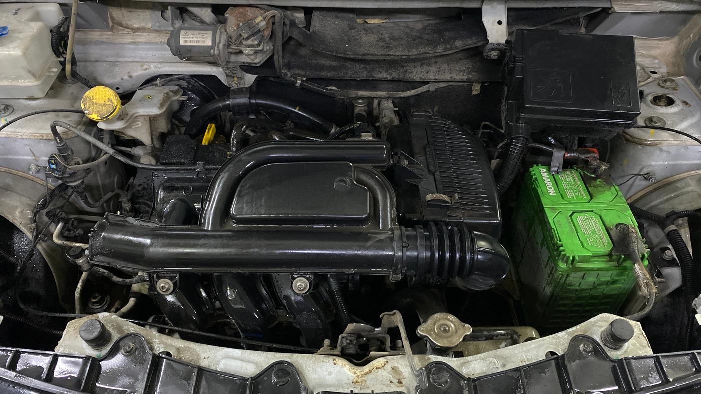 2019 Renault Kwid RXT 1.0 (O), Petrol, Manual, 82,637 km, Engine View