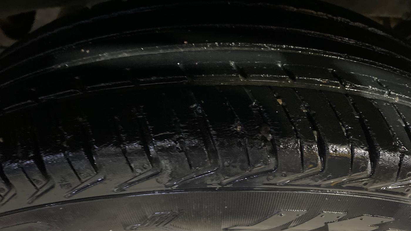2019 Renault Kwid RXT 1.0 (O), Petrol, Manual, 82,637 km, Left Rear Tyre Tread