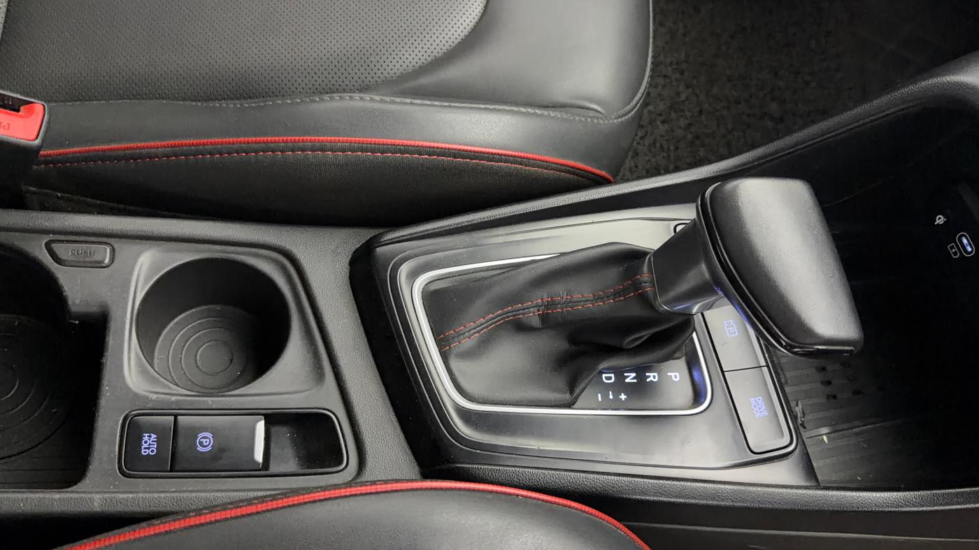 2023 Hyundai Verna SX (O) 1.5 TURBO PETROL DCT, Petrol, Automatic, 41,742 km, Gear Lever