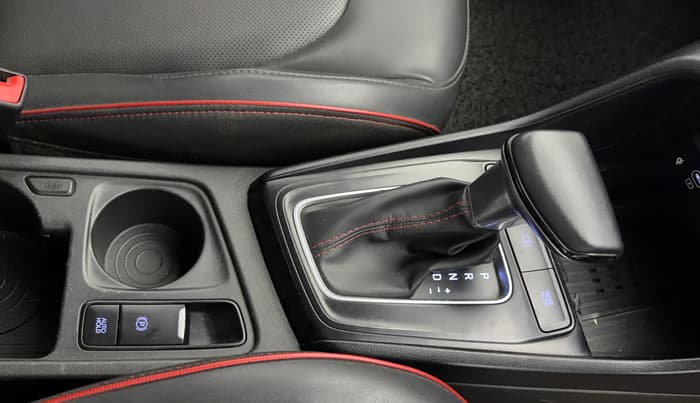 2023 Hyundai Verna SX (O) 1.5 TURBO PETROL DCT, Petrol, Automatic, 41,647 km, Gear Lever