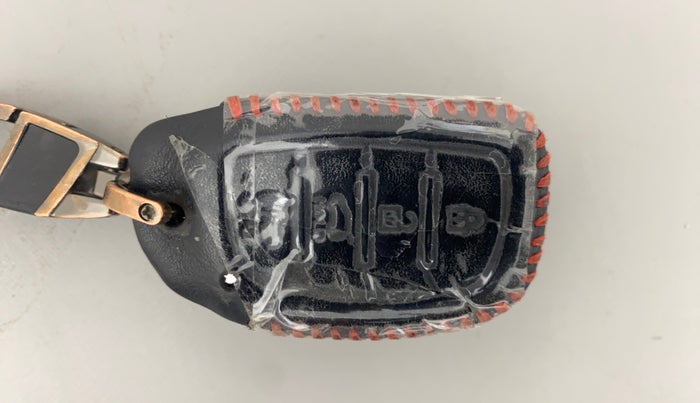 2022 Hyundai VENUE SX (O) 1.5 CRDI, Diesel, Manual, 46,270 km, Key Close Up