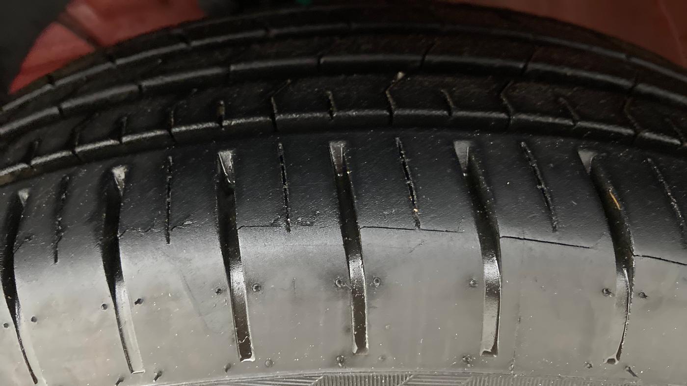 2021 Maruti Swift ZXI+, Petrol, Manual, 7,633 km, Left Front Tyre Tread