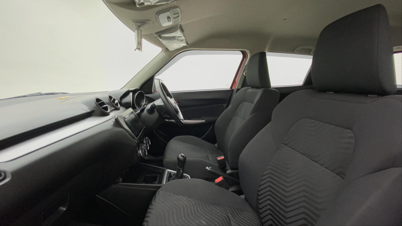 2021 Maruti Swift ZXI+, Petrol, Manual, 7,633 km, Right Side Front Door Cabin