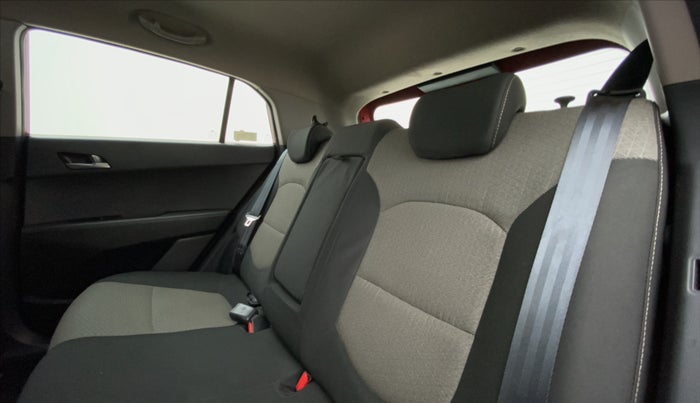 2016 Hyundai Creta 1.6 SX CRDI, Diesel, Manual, 37,532 km, Right Side Rear Door Cabin