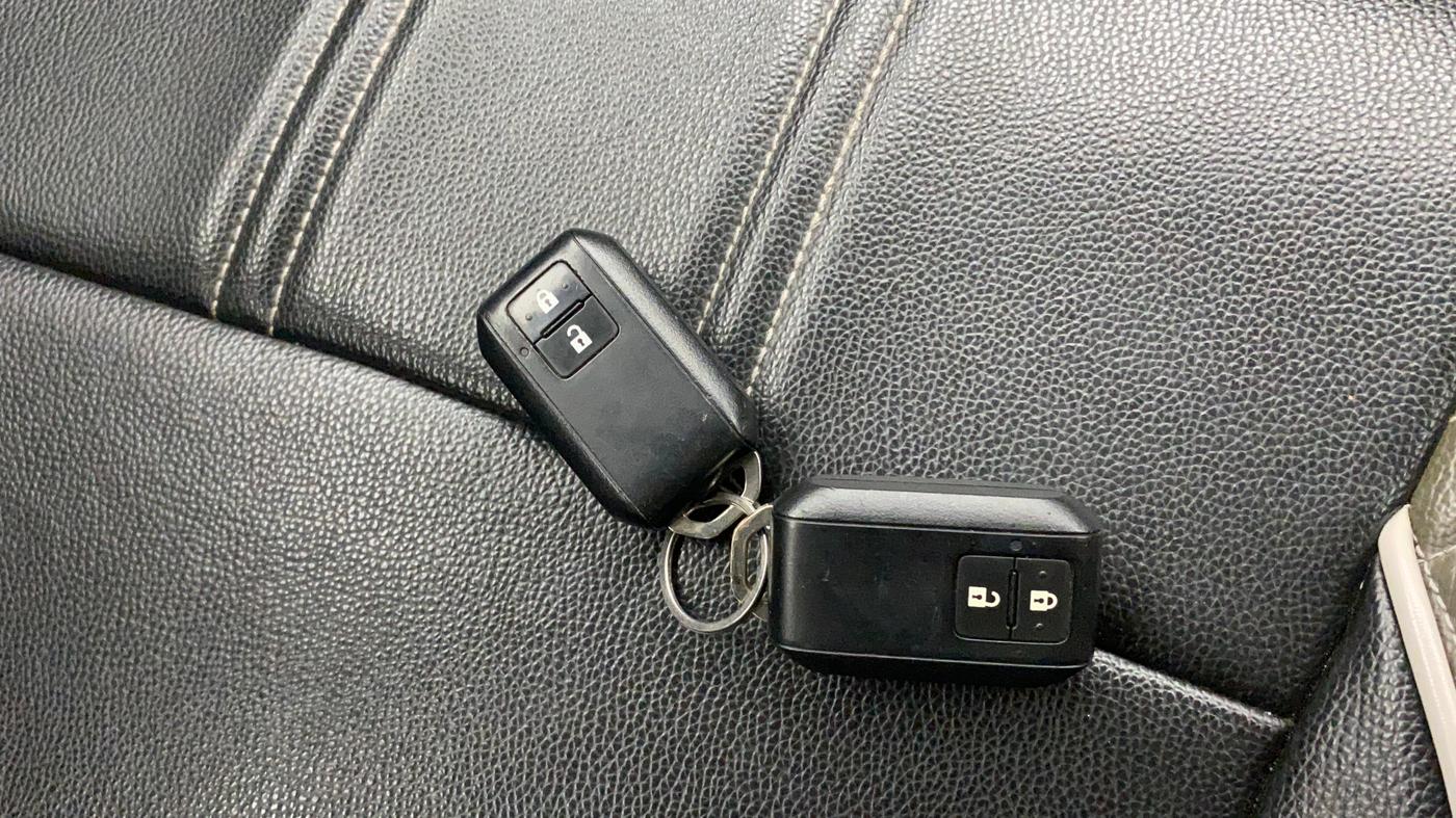 2023 Maruti BREZZA ZXI S-CNG, CNG, Manual, 70,705 km, Key Close Up