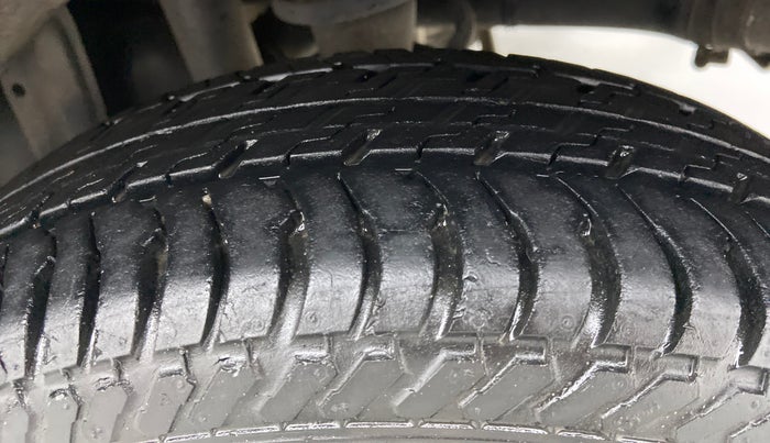 2013 Maruti Zen Estilo VXI, Petrol, Manual, 15,867 km, Left Rear Tyre Tread