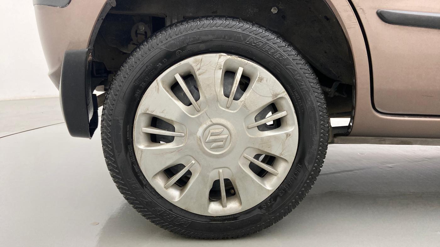 2013 Maruti Zen Estilo VXI, Petrol, Manual, 15,867 km, Right Rear Wheel