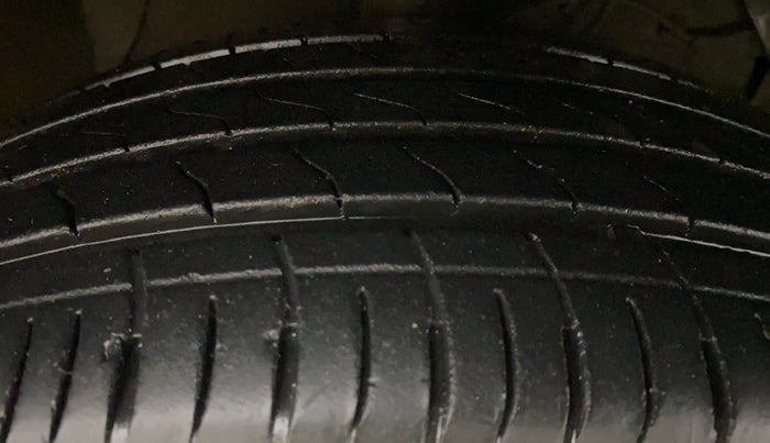 2019 Maruti Vitara Brezza ZDI PLUS AMT, Diesel, Automatic, 84,358 km, Right Front Tyre Tread