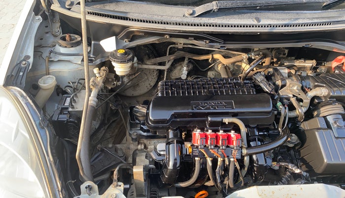 2016 Honda Amaze 1.2L I-VTEC SX, CNG, Manual, 1,08,799 km, Engine View - Right