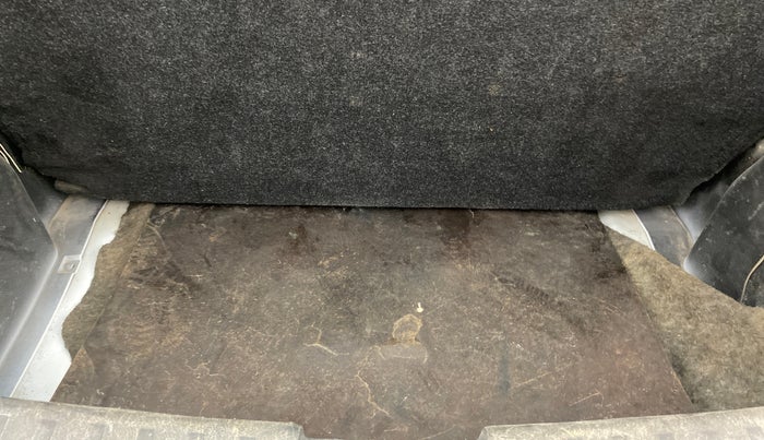 2013 Maruti Swift VDI, Diesel, Manual, 1,49,912 km, Boot Inside