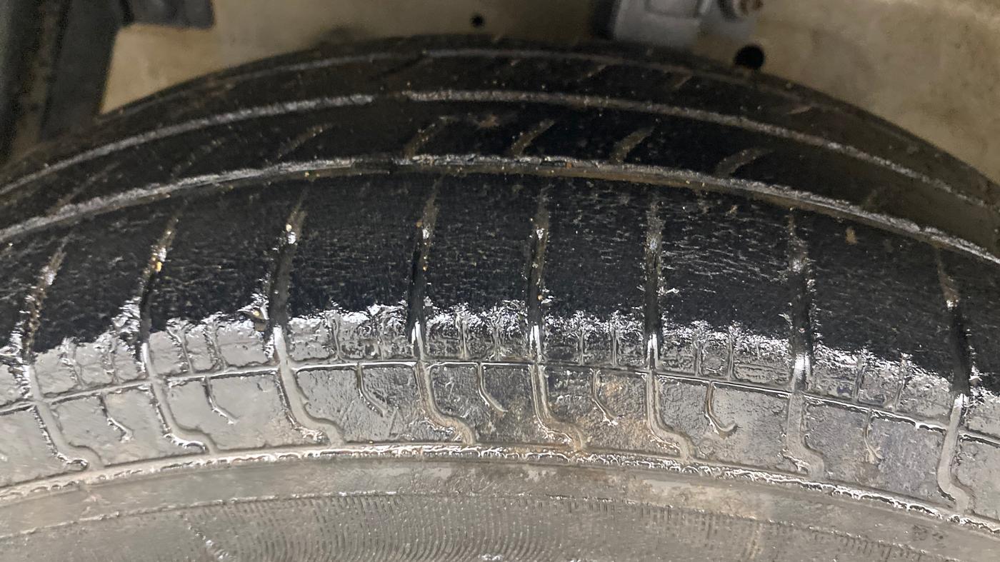2013 Maruti Swift VDI, Diesel, Manual, 1,49,914 km, Left Front Tyre Tread
