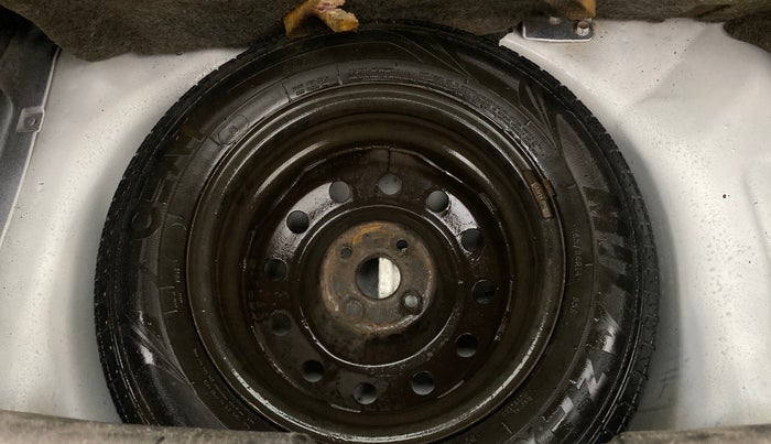 2013 Maruti Swift VDI, Diesel, Manual, 1,49,912 km, Spare Tyre