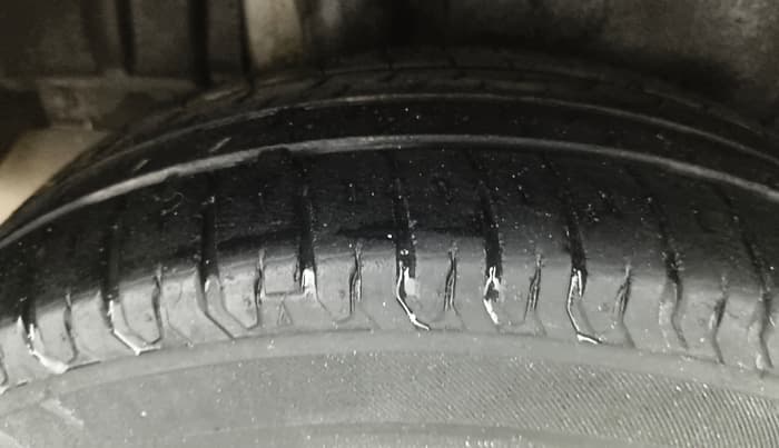 2019 Maruti Ertiga VXI AT SHVS, Petrol, Automatic, 41,087 km, Right Rear Tyre Tread