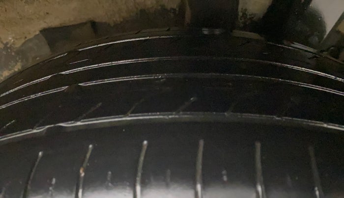 2016 Hyundai Grand i10 ASTA 1.2 KAPPA VTVT, Petrol, Manual, 92,362 km, Left Rear Tyre Tread