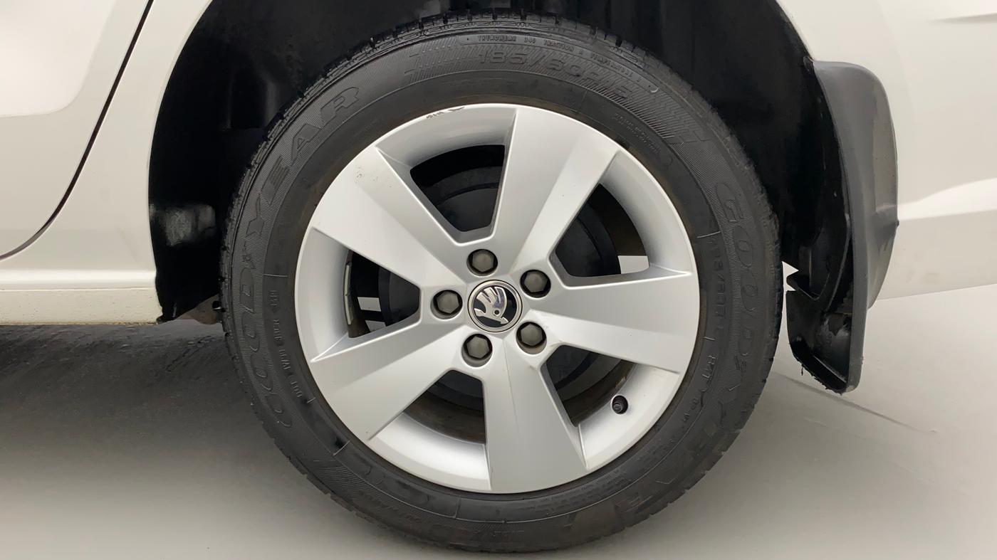 2019 Skoda Rapid AMBITION 1.6 MPI MT, Petrol, Manual, 23,372 km, Left Rear Wheel
