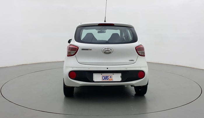 2018 Hyundai Grand i10 magna 1.2 crdi, Diesel, Manual, 71,083 km, Back/Rear