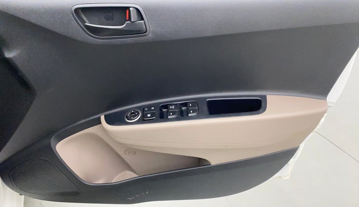 2018 Hyundai Grand i10 magna 1.2 crdi, Diesel, Manual, 71,083 km, Driver Side Door Panels Control