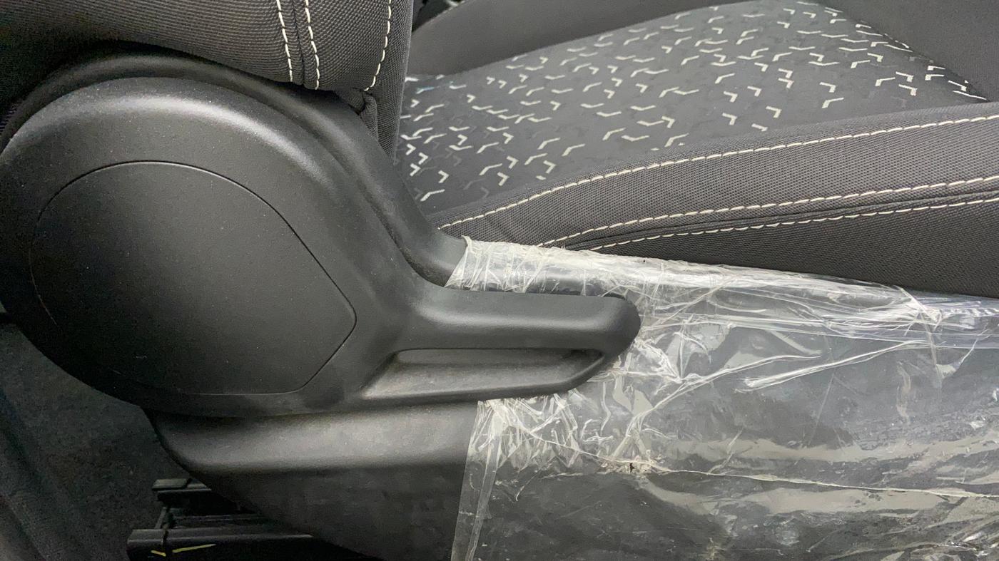 2022 Tata Tiago XT PETROL, Petrol, Manual, 6,621 km, Driver Side Adjustment Panel