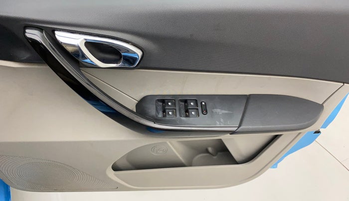 2016 Tata Tiago XZ PETROL, Petrol, Manual, 86,807 km, Driver Side Door Panels Control