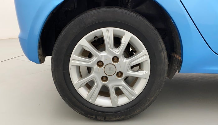 2016 Tata Tiago XZ PETROL, Petrol, Manual, 86,807 km, Right Rear Wheel