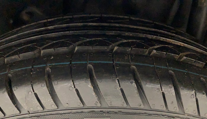 2016 Tata Tiago XZ PETROL, Petrol, Manual, 86,807 km, Left Rear Tyre Tread