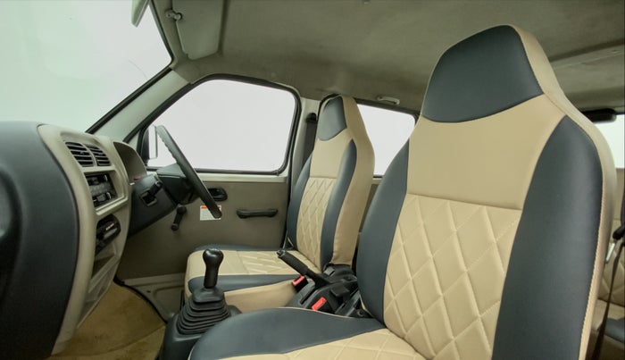 2012 Maruti Eeco 5 STR WITH A/C+HTR CNG, CNG, Manual, 60,376 km, Right Side Front Door Cabin