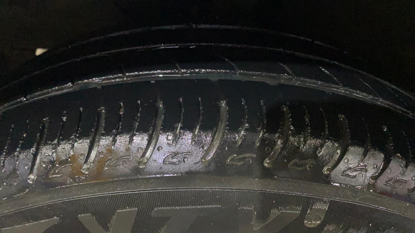 2019 Maruti Baleno DELTA PETROL 1.2, Petrol, Manual, 25,859 km, Left Front Tyre Tread
