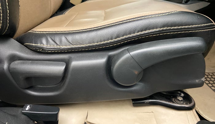 2017 Honda City 1.5L I-VTE V CVT, Petrol, Automatic, 89,966 km, Driver Side Adjustment Panel