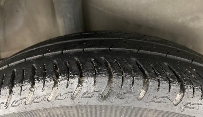 2017 Honda City 1.5L I-VTE V CVT, Petrol, Automatic, 89,966 km, Right Rear Tyre Tread